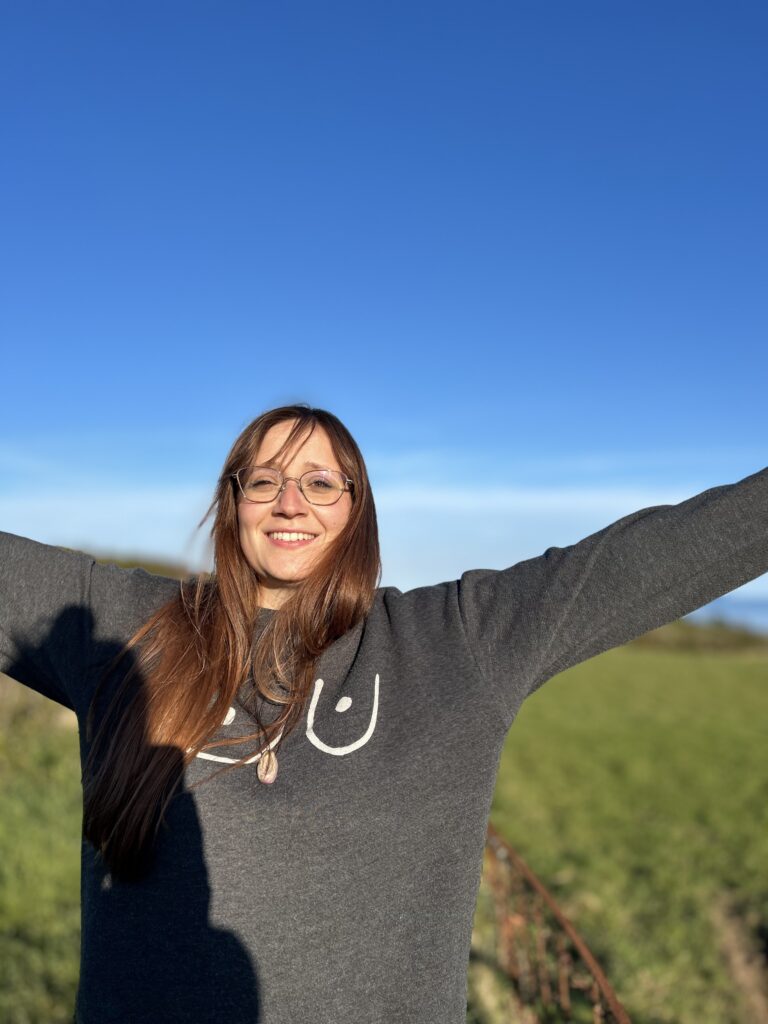 nelly independent midwife and IBCLC in sussex