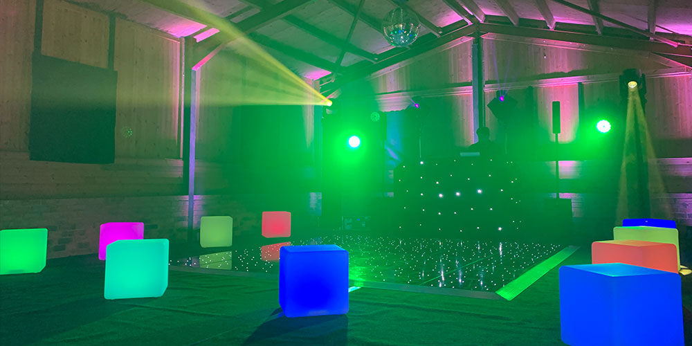 LED-Light-Up-Cubes-for-Hire